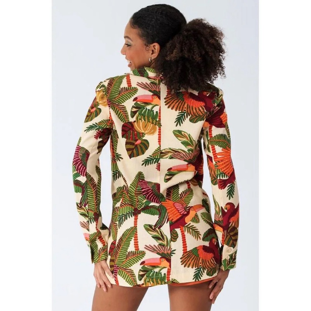 BNWT FARM Rio Tropical Cream Blazer with Green, Orange & Burgundy Print - Picture 10 of 10